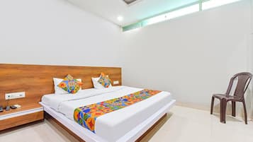 Deluxe Room | Egyptian cotton sheets, premium bedding, in-room safe, free WiFi