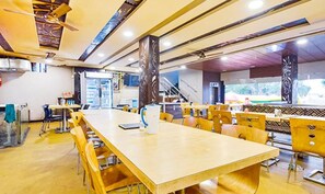 Restaurant - Fabhotel Raghumani Palace (Ujjain)