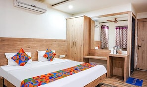 Deluxe Room | Egyptian cotton sheets, premium bedding, in-room safe, free WiFi - Fabhotel Ashirwad Regency (Bhopal)