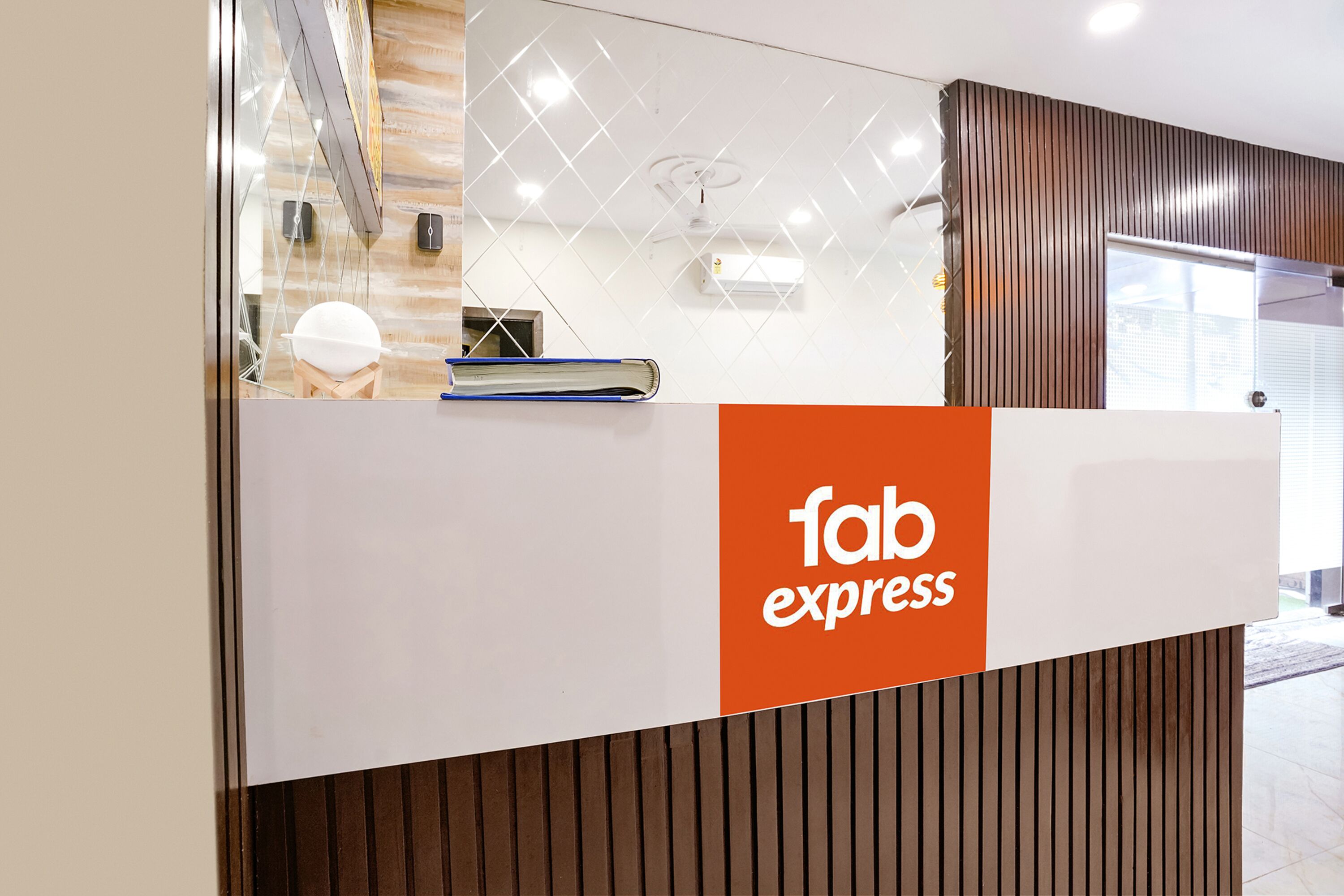 Foto - FabHotel Good Luck Residency