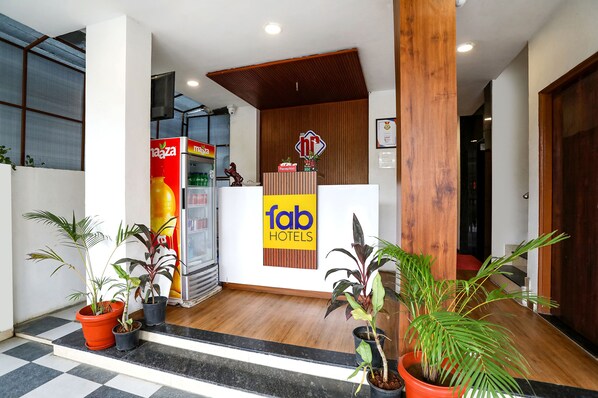 Reception - FabHotel Runway Inn (Nagpur)
