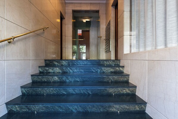 Entrée de l’hébergement