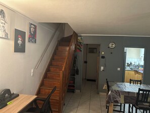 Dining - Next to the Ile de Loisir in Cergy, separate room in a house  (Jouy-le-Moutier)