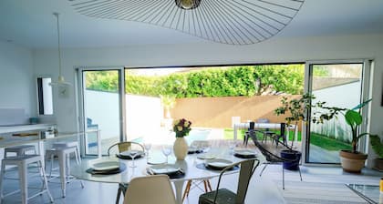 Magnifique Villa proche centre Toulouse, Piscine, Clim, 4 chambres, 4 SDB