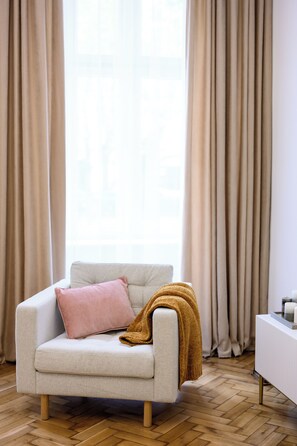 Classic Apartment | Street view - Native Apartments Dietla 71 (Kraków)