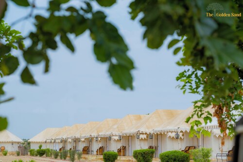 Golden Sand Resort Camp Swimming Pool