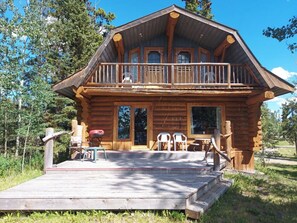 Free WiFi, bed sheets - Escott Bay Resort (Anahim Lake)