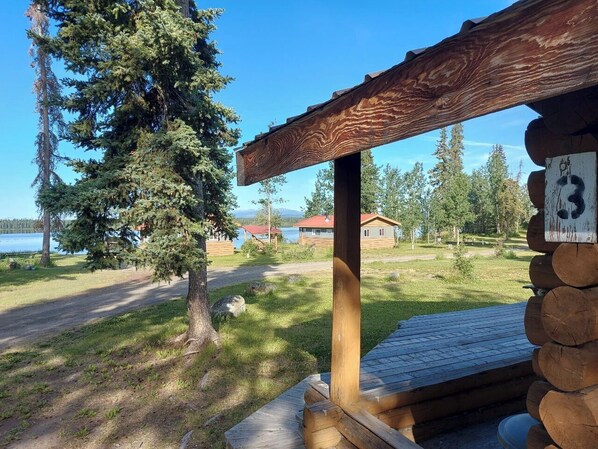 Exterior - Escott Bay Resort (Anahim Lake)