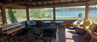 Escott Bay Resort