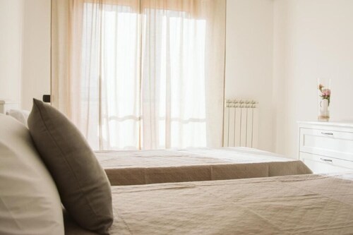 Mirabila Apartment Pompeii: Comfort, History and Relaxation at Two Steps from the Ruins