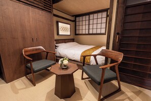 Quarto, 1 cama Queen, para não fumantes (KOTO, No Bath) | Wi-Fi de cortesia, roupa de cama