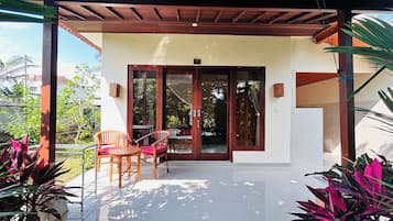 Luxury Double Room, Garden View | Terrace/patio