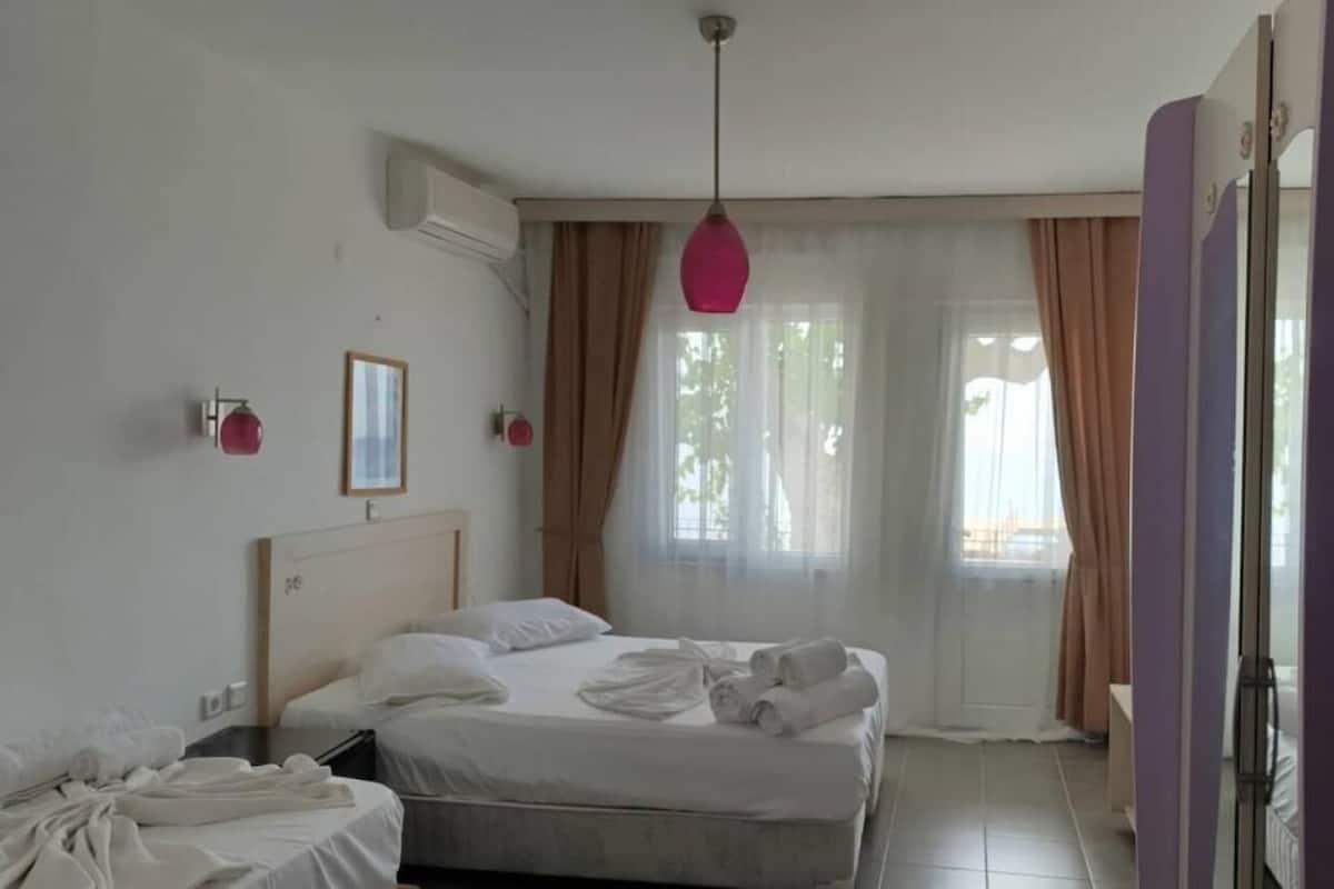 Basic Room | Free WiFi