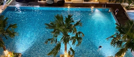 Utomhuspool