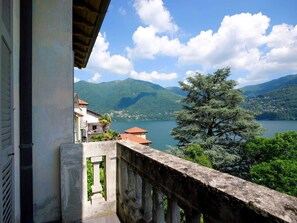 View from property - Pottery Mansion (Argegno)