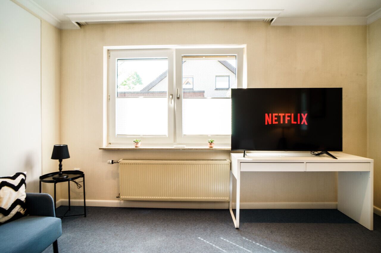 Smart-TV, Tischtennisplatte