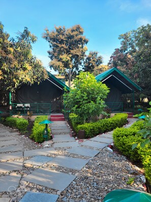 Tente Classique | Façade de l’hébergement