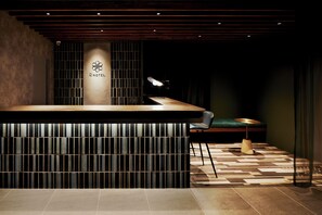 ฝ่ายต้อนรับ