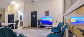 Bunk Bed In Dorm, Female Dorm Bed, Female Room D with High-Speed Wifi