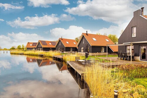 Detached holiday home for up to 8 people with sauna
