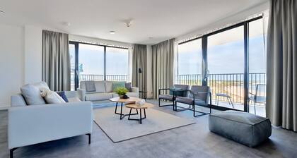 Pharos Sea Breeze Panorama