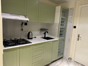 Microwave, oven, stovetop