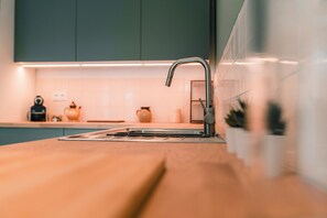 Fridge, microwave, oven, stovetop