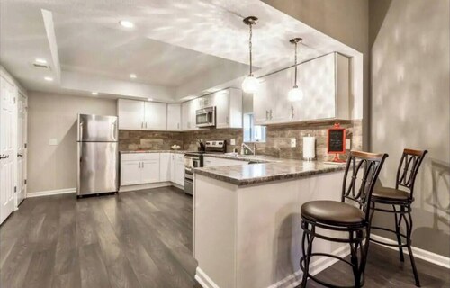 Completely updated home a few blocks from the Historic Independence Square