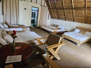Cabin dành cho gia đình | Khu phòng khách