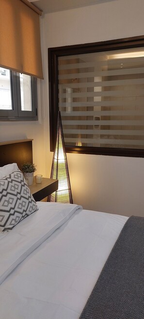 Premium bedding, down duvets, iron/ironing board, free WiFi - ΙΝΟΗ Athens Hotel (Athens)