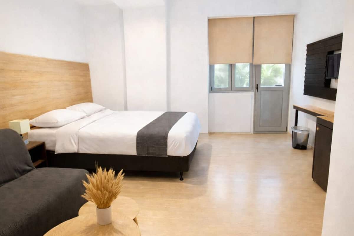 Quadruple Room | Premium bedding, down duvets, iron/ironing board, free WiFi