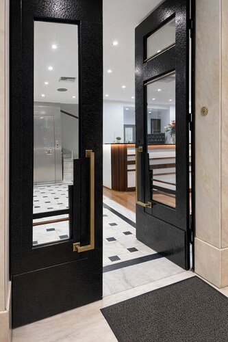 ΙΝΟΗ Athens Hotel