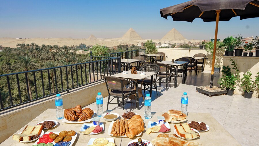 New Gardenia Pyramids View