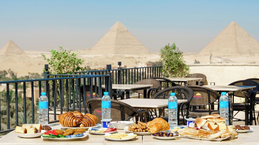 New Gardenia Pyramids View