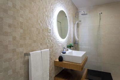 Apartamento Novo e Acolhedor na Praia da Barra