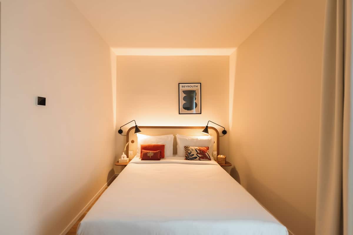 Habitación doble clásica (Smart Dreams) | 1 habitación, caja de seguridad en la habitación y escritorio