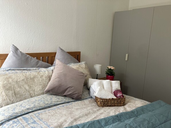 2 chambres, draps fournis