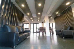 Penthouse | In-room dining