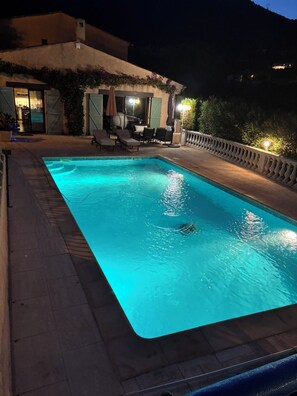 Pool - Peaceful villa in the countryside (Cavalaire-sur-Mer)