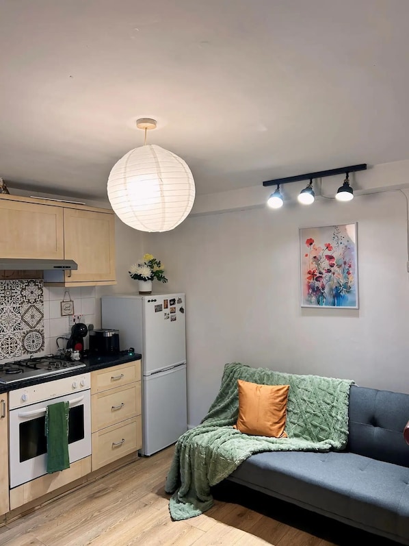Apartment | Living area - Cozy London Apartment - Central Location (London)