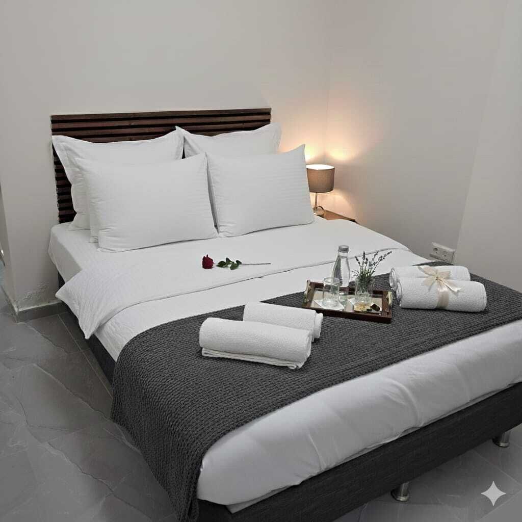 Free WiFi, bed sheets