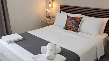 Standard Double Room, Balcony, Garden View | Free WiFi, bed sheets