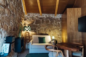 Televisor i llar de foc 