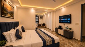 Family Double Room, City View | Desk, laptop workspace, soundproofing, free WiFi - HOTEL GREEN VEGAS (Faridabad)
