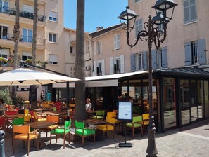 Restauration extérieure