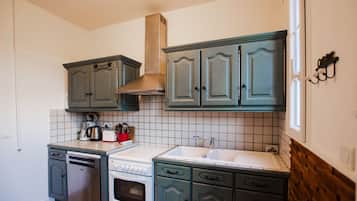 Réfrigérateur, micro-ondes, four, lave-vaisselle