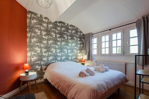 3 bedrooms, iron/ironing board, free WiFi - Saint Exupery, town house with garden (Offranville)