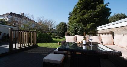 Mumbles - House - Seaside - Sleeps11 - Petfriendly