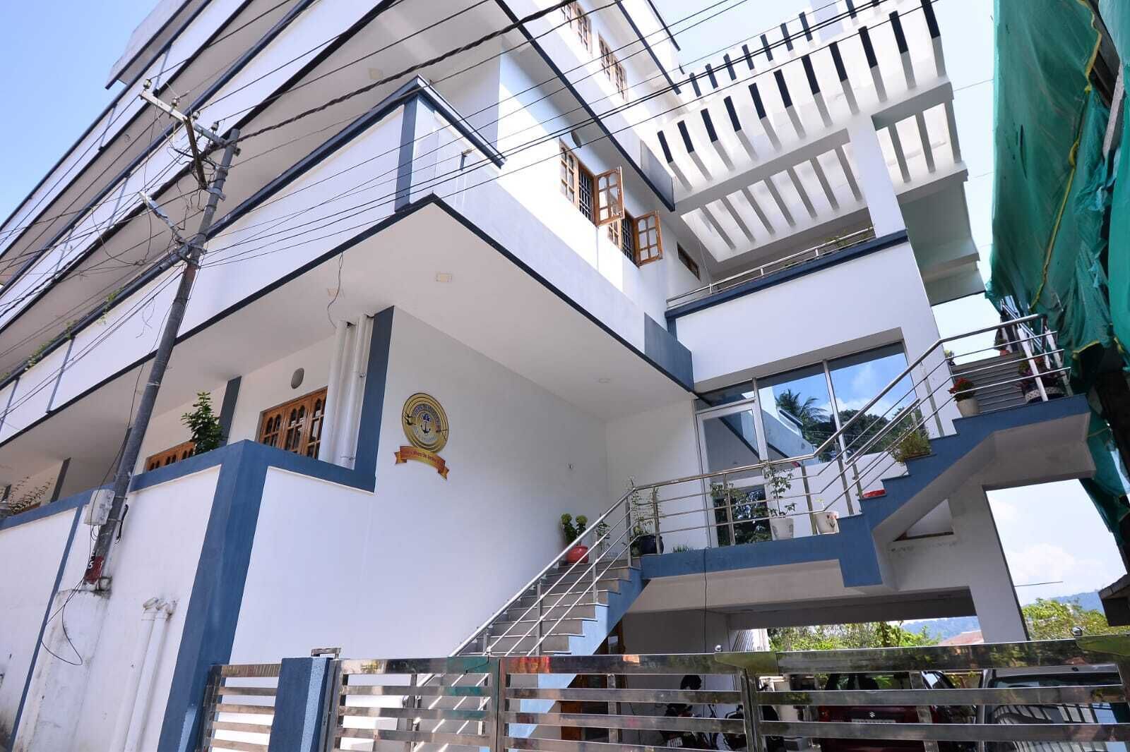 واجهة المنشأة