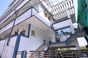 Fachada del alojamiento